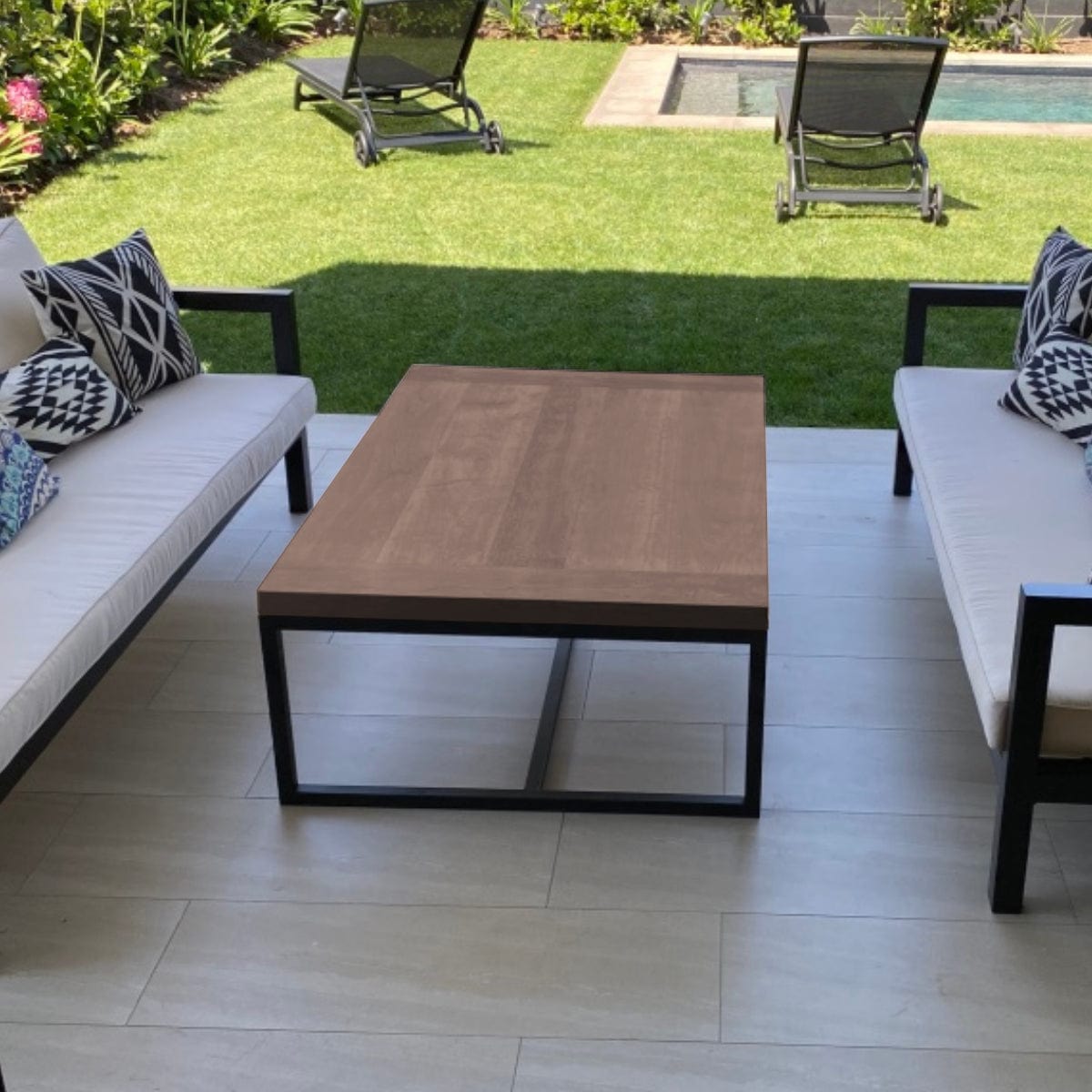 Mesa de centro de diseño con cubierta en madera lenga | Greenwoods muebles